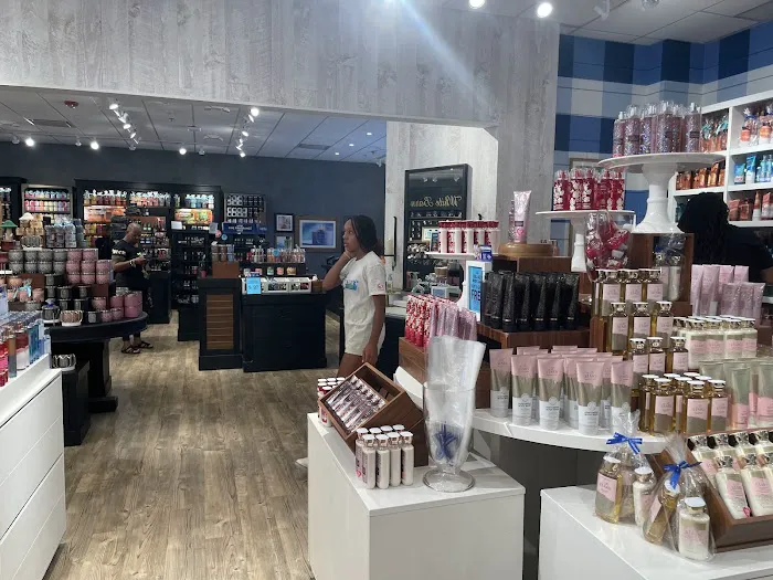 Bath & Body Works 6