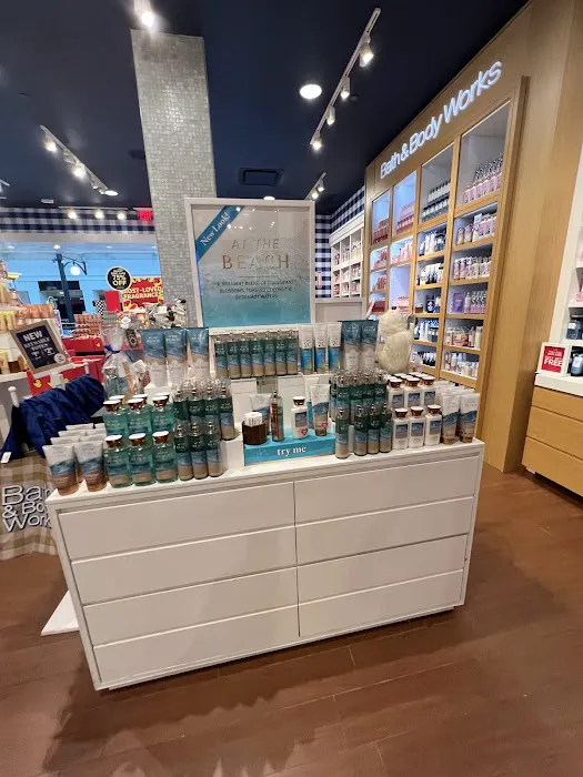 Bath & Body Works 6