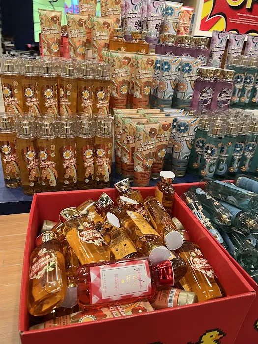 Bath & Body Works 8