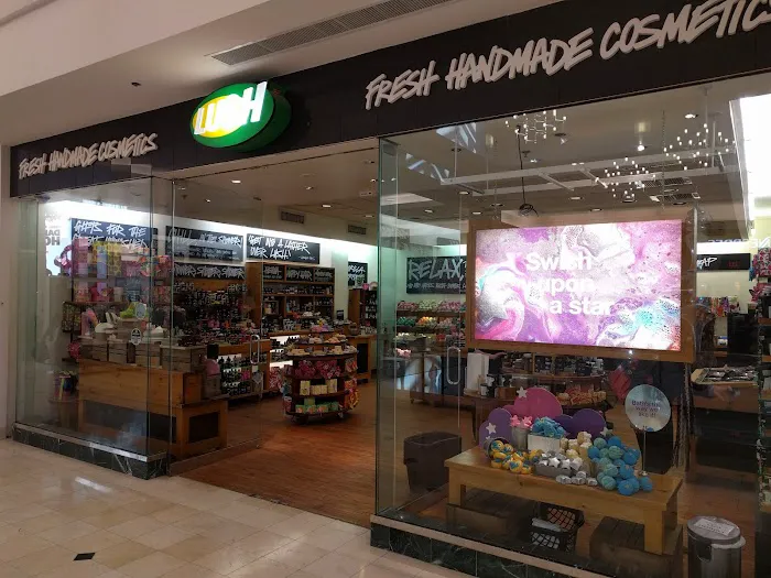 Lush Cosmetics Montgomery 1