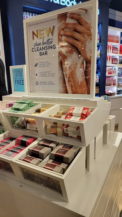 Bath & Body Works 6