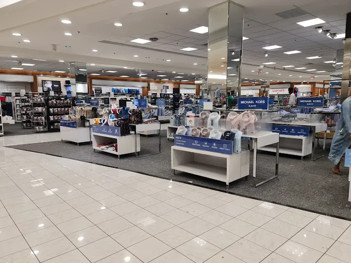 Macy's 4
