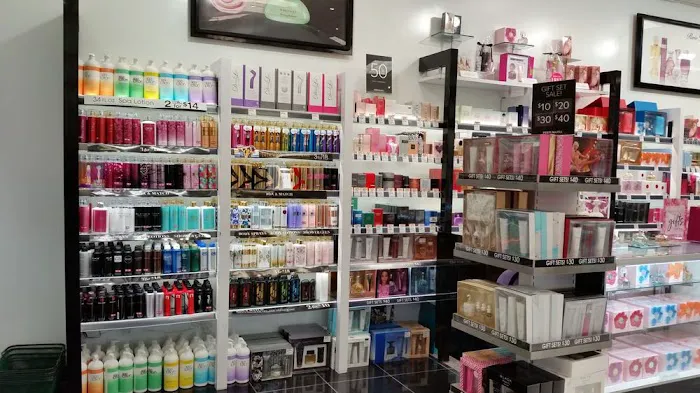 Perfumania 6