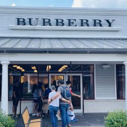 Burberry Outlet ico