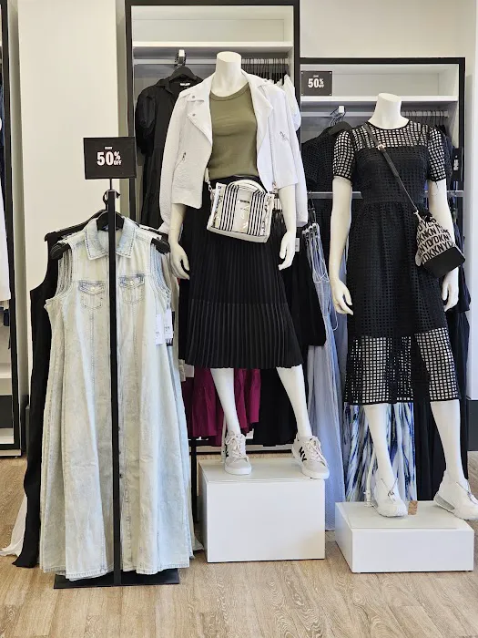 DKNY 5