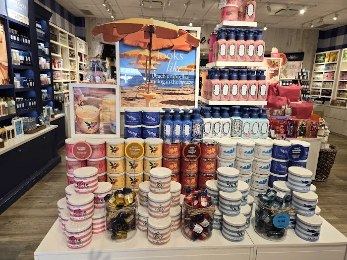 Bath & Body Works 9