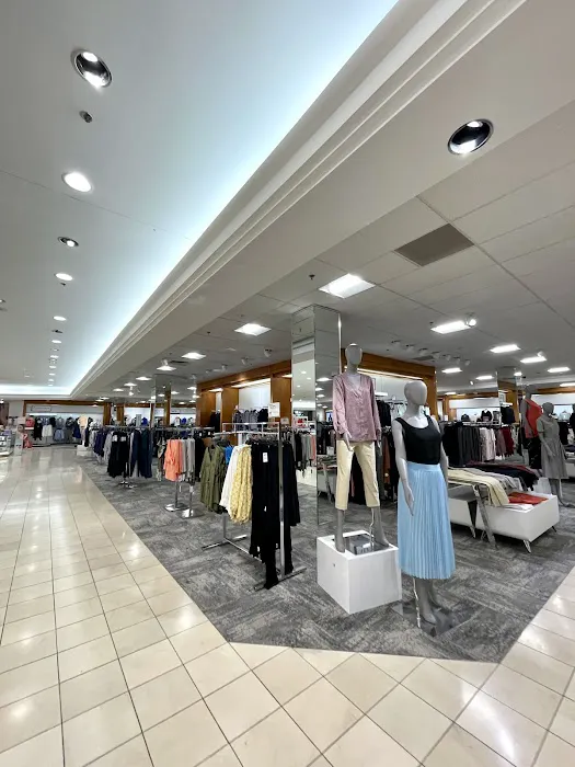 Macy's 0