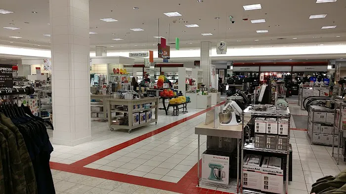 Macy's 4