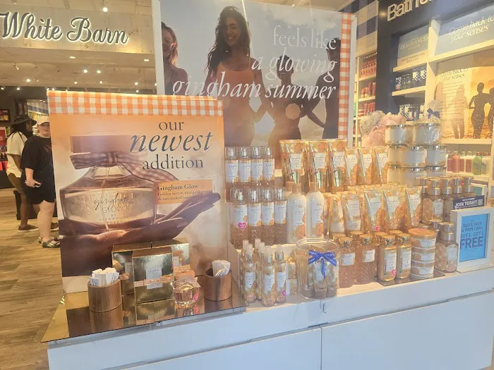 Bath & Body Works 6