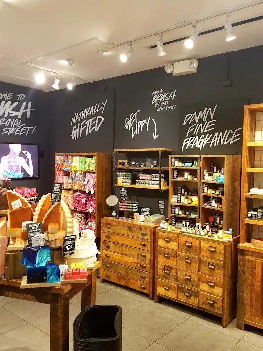 Lush Cosmetics Royal Street 4