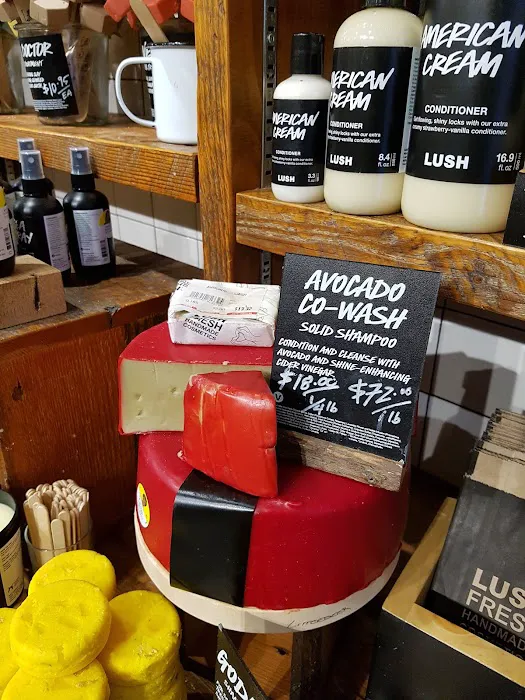 Lush Cosmetics Royal Street 6