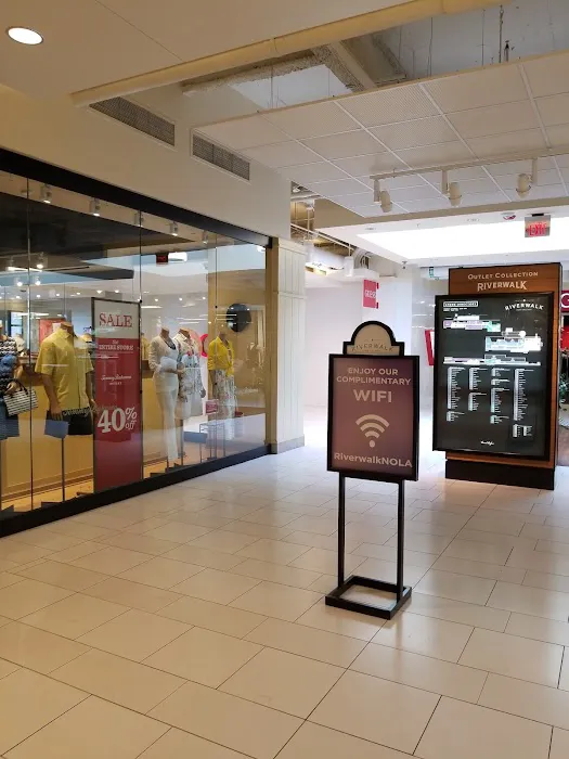 Tommy Bahama Outlet 3