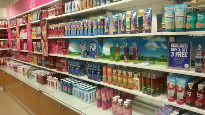 Bath & Body Works 4