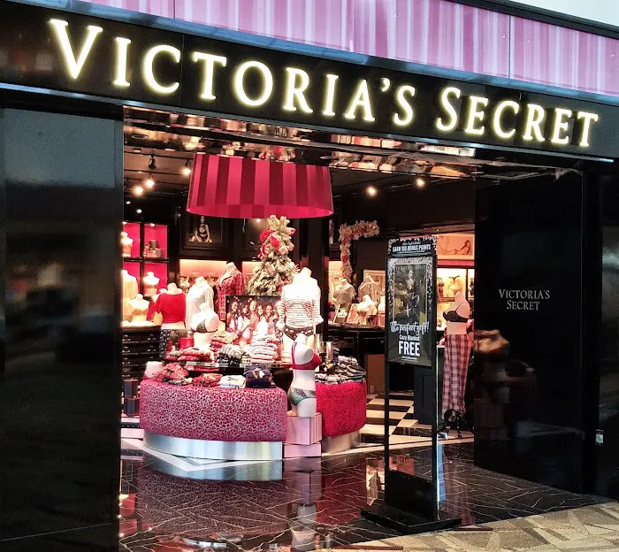 Victoria's Secret & PINK by Victoria's Secret 8