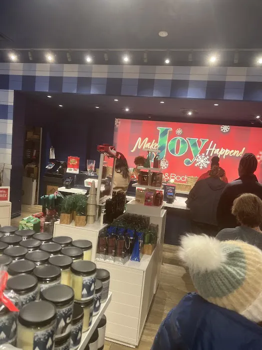 Bath & Body Works 4