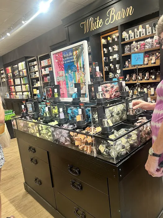 Bath & Body Works 1