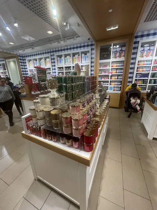 Bath & Body Works 4