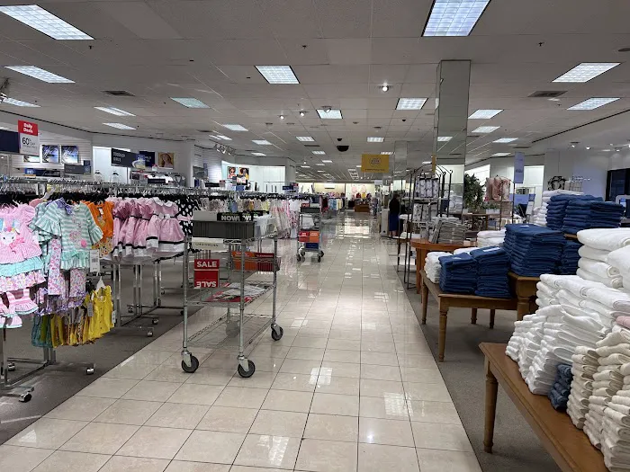 Belk Outlet 9