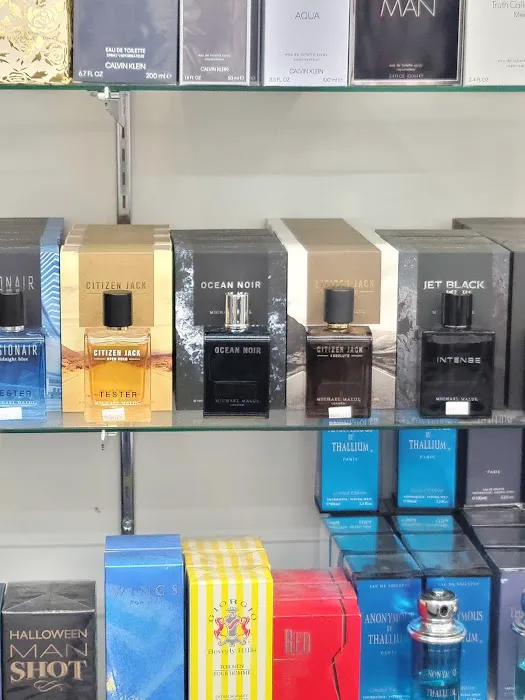 Perfume Hut 1