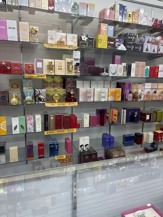 Perfume Hut 2