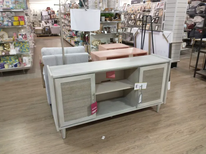 T.J. Maxx & HomeGoods 7