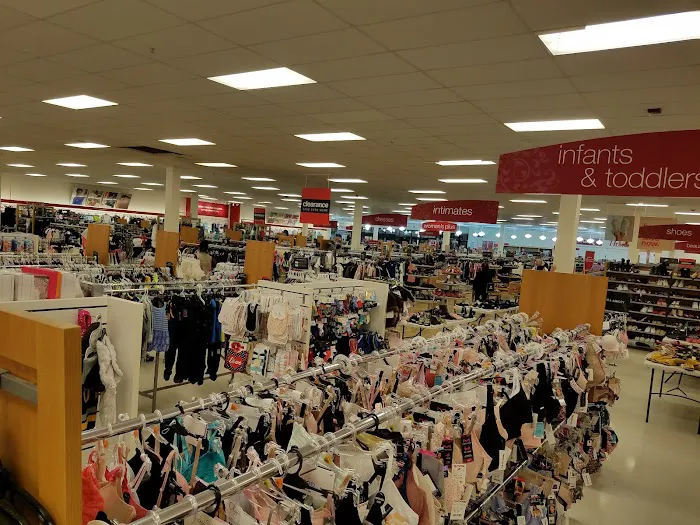 T.J. Maxx & HomeGoods 9