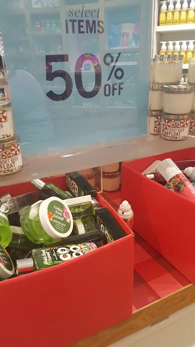 Bath & Body Works 8