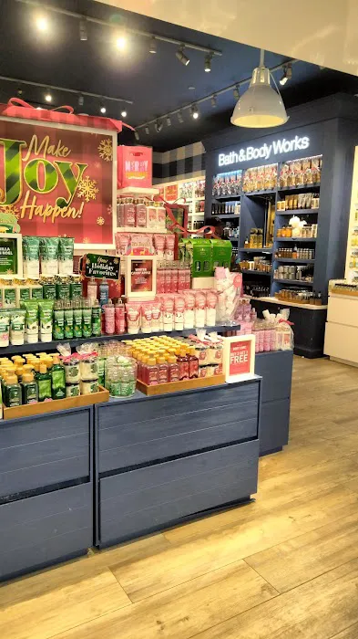 Bath & Body Works 2