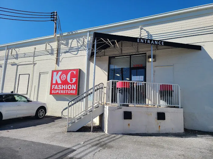K&G Fashion Superstore 0