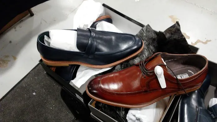 K&G Fashion Superstore 6