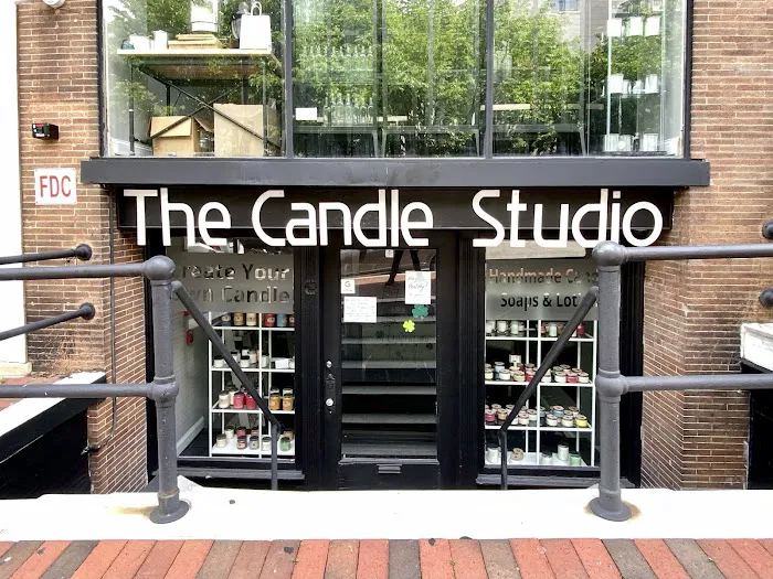 Lumière Candle Studio 1