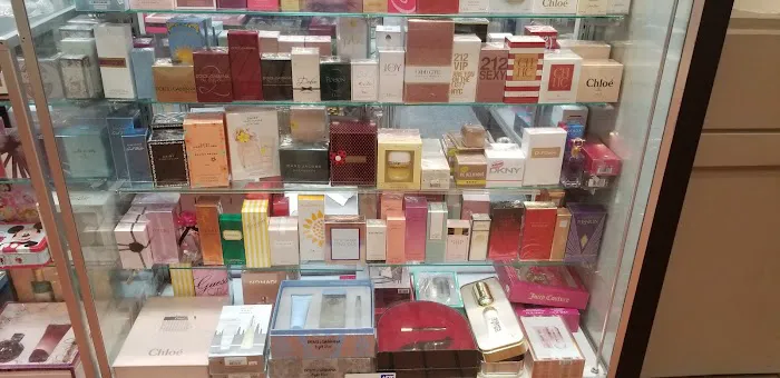 Perfume Paradise 6