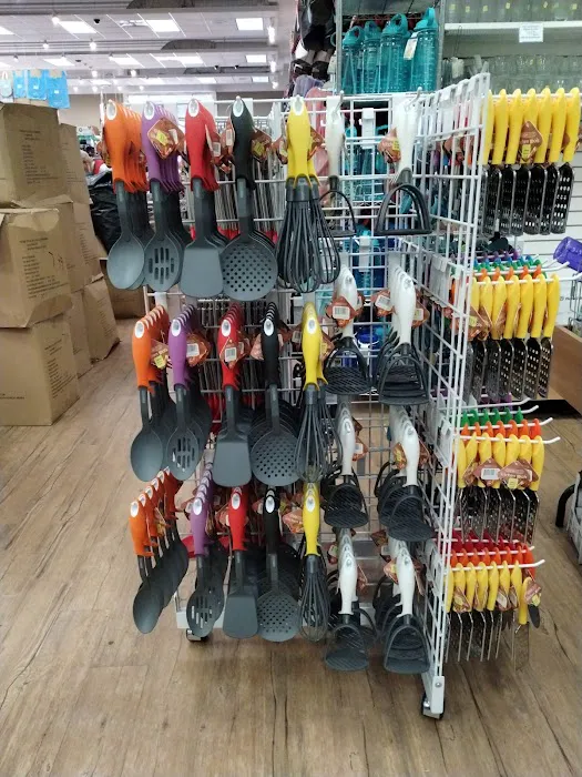 Urban Outlet 0