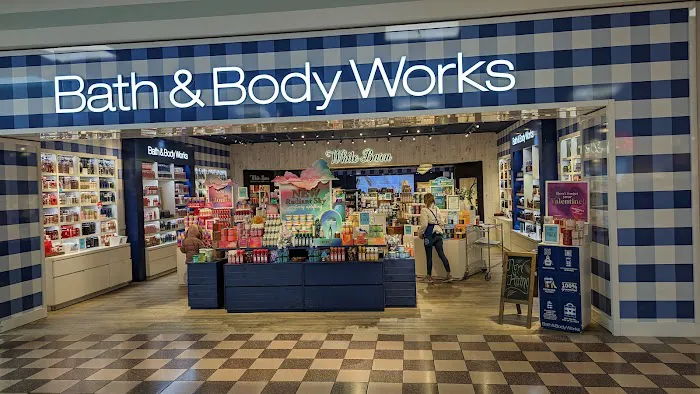 Bath & Body Works 9
