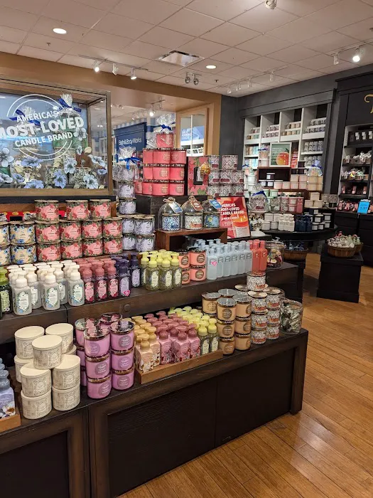 Bath & Body Works 4