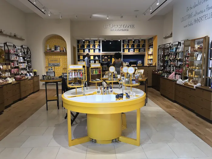 L'OCCITANE EN PROVENCE 1