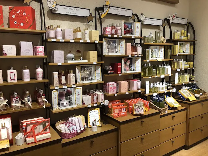 L'OCCITANE EN PROVENCE 7