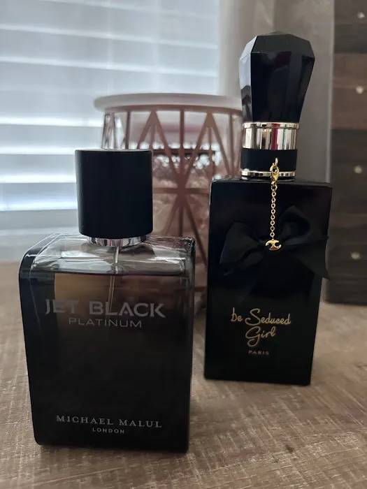 Perfume Outlet 1