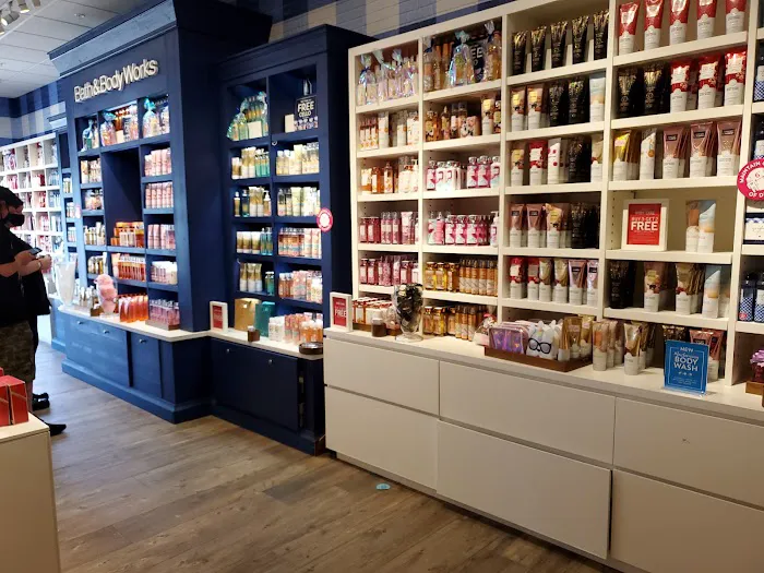 Bath & Body Works 3
