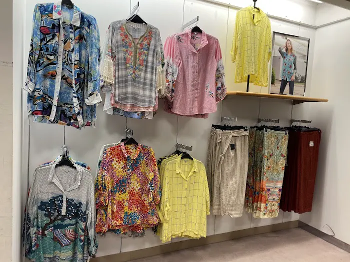 Dillard's Clearance Center 9