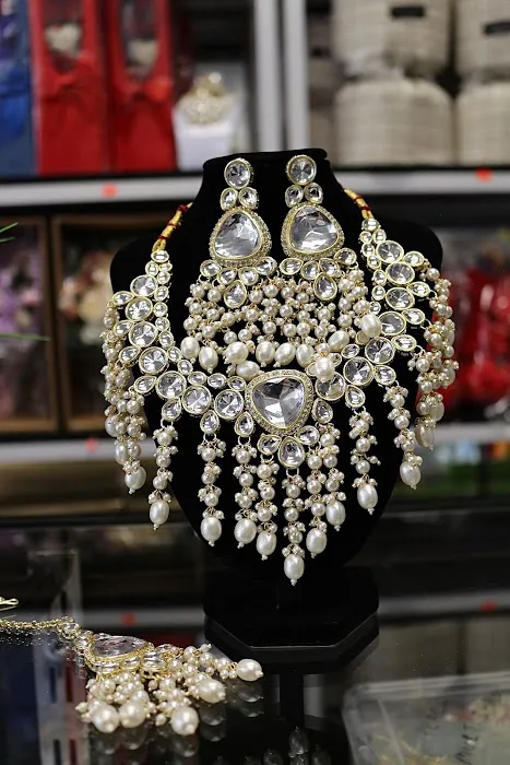 Awan GiftShop 3