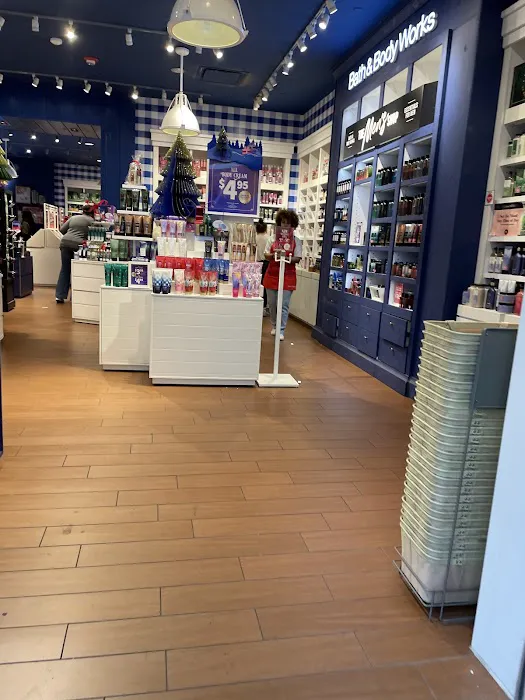 Bath & Body Works 4