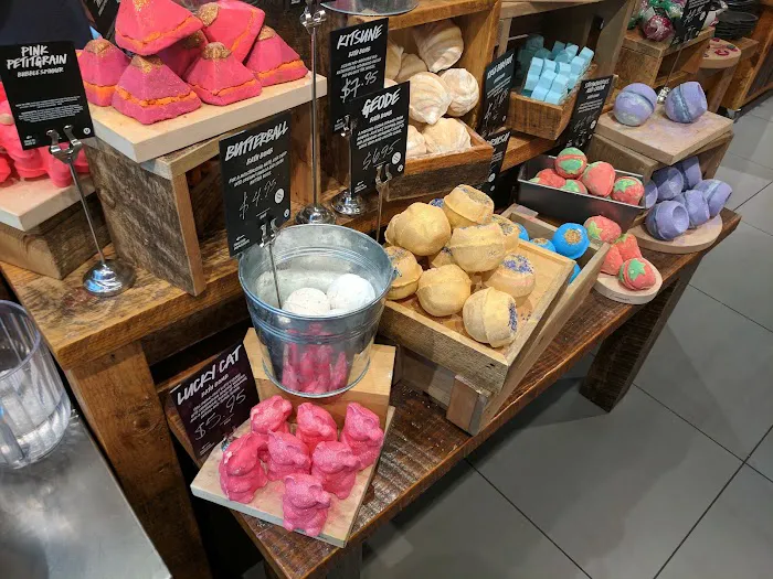 Lush Cosmetics Towson Town Center 0