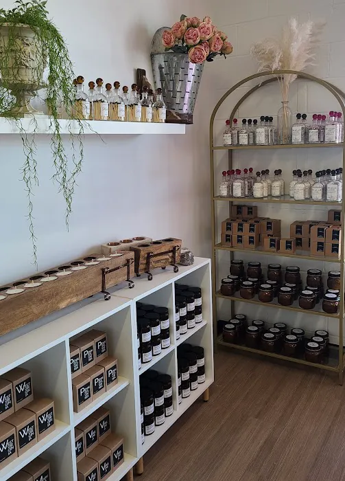 LiveYoung Candle Company 4