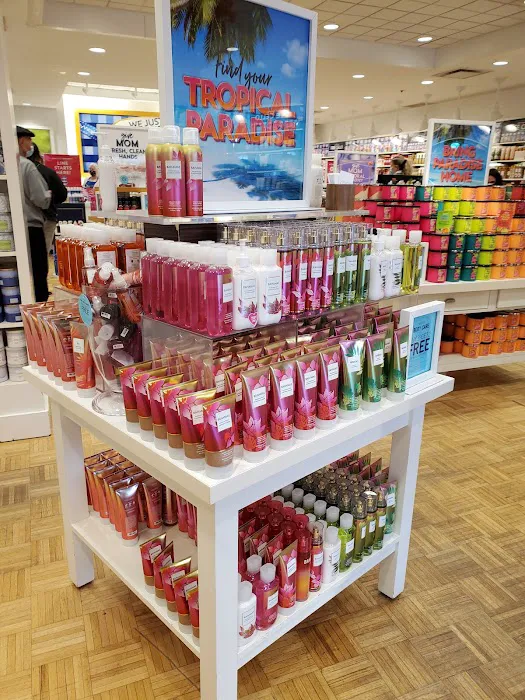 Bath & Body Works 7