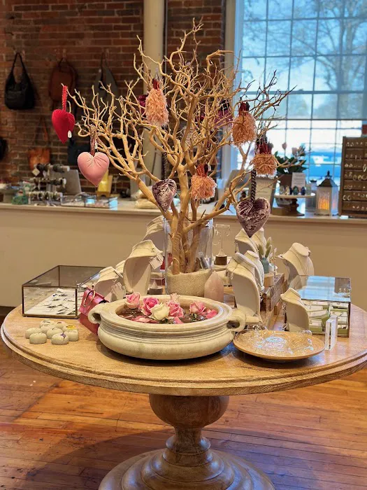 Sofia's Boutique 5