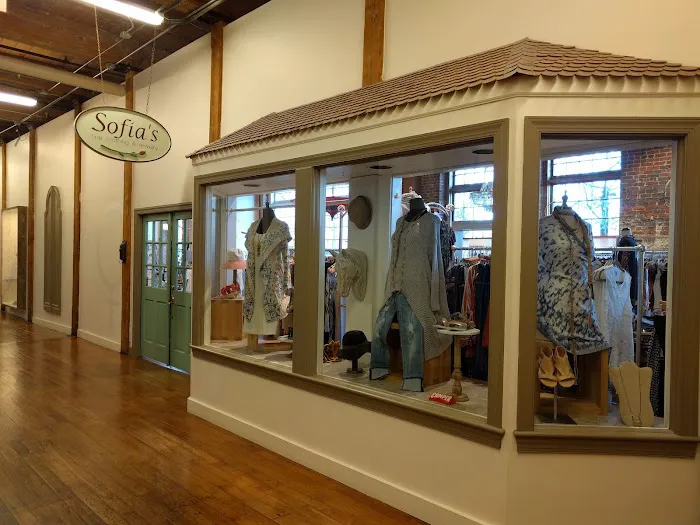 Sofia's Boutique 7