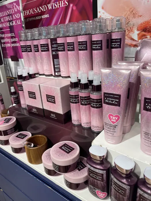 Bath & Body Works 4