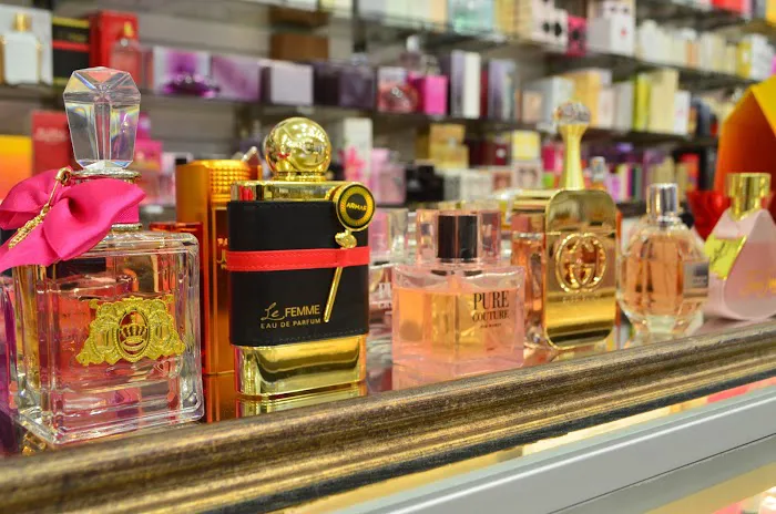 Perfume Gallery 4