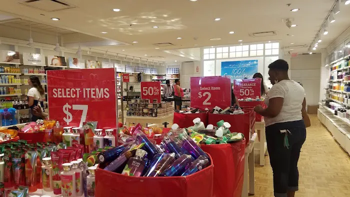 Bath & Body Works 0
